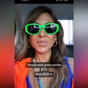 Versace BNIB Neon Green Biggie Sunglasses w/ box & case